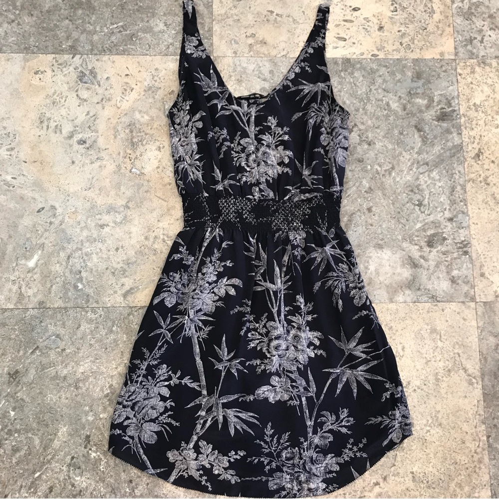 Aritzia Babaton silk dress